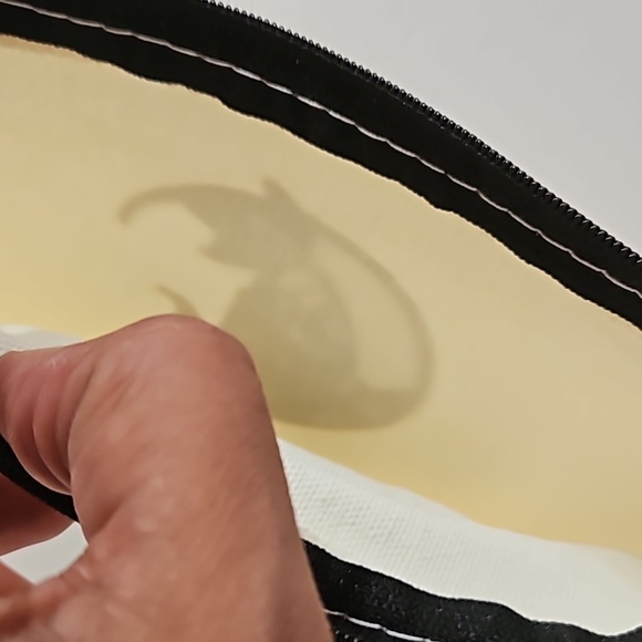 Hand Crafted Multi-use Bag Beige Zipper Pencil Case Skull Motif Iron-on Patch - Picture 7 of 17